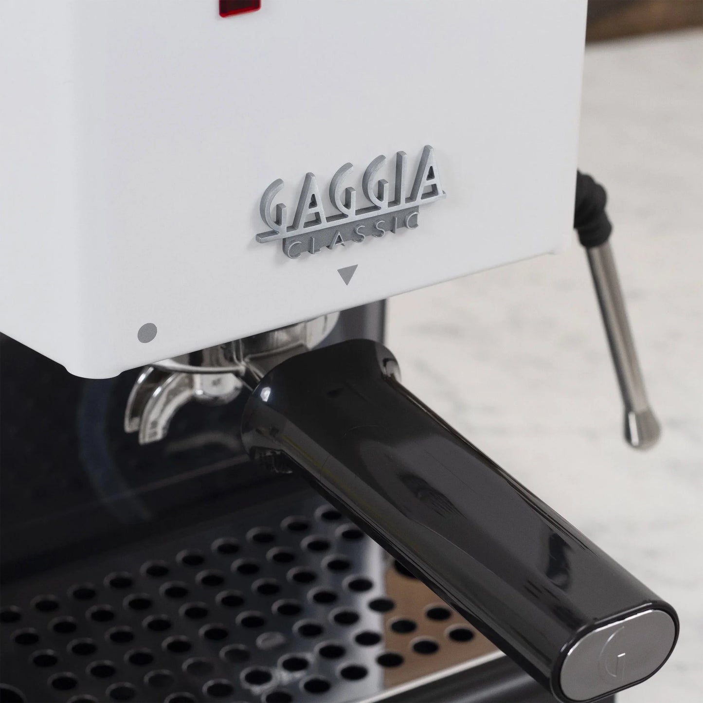 Gaggia - Classic Pro E24 Espresso Machine - Polar White # Classic E24 WHI RI9380/48