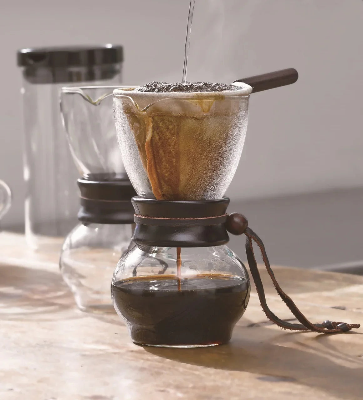 Hario Drip Pot with Woodneck - DPW-3
