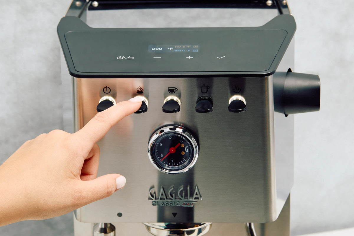Gaggia - Classic GT Dual Boiler Espresso Machine - EG3500/10
