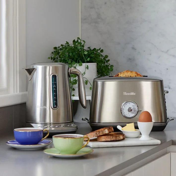 Breville - The Smart Kettle Luxe Brushed Stainless Steel - BKE845BSS