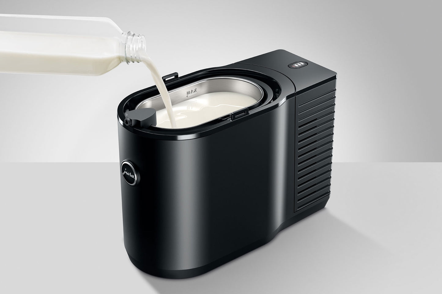 Jura Cool Control Wireless - Black 2.5L #24171