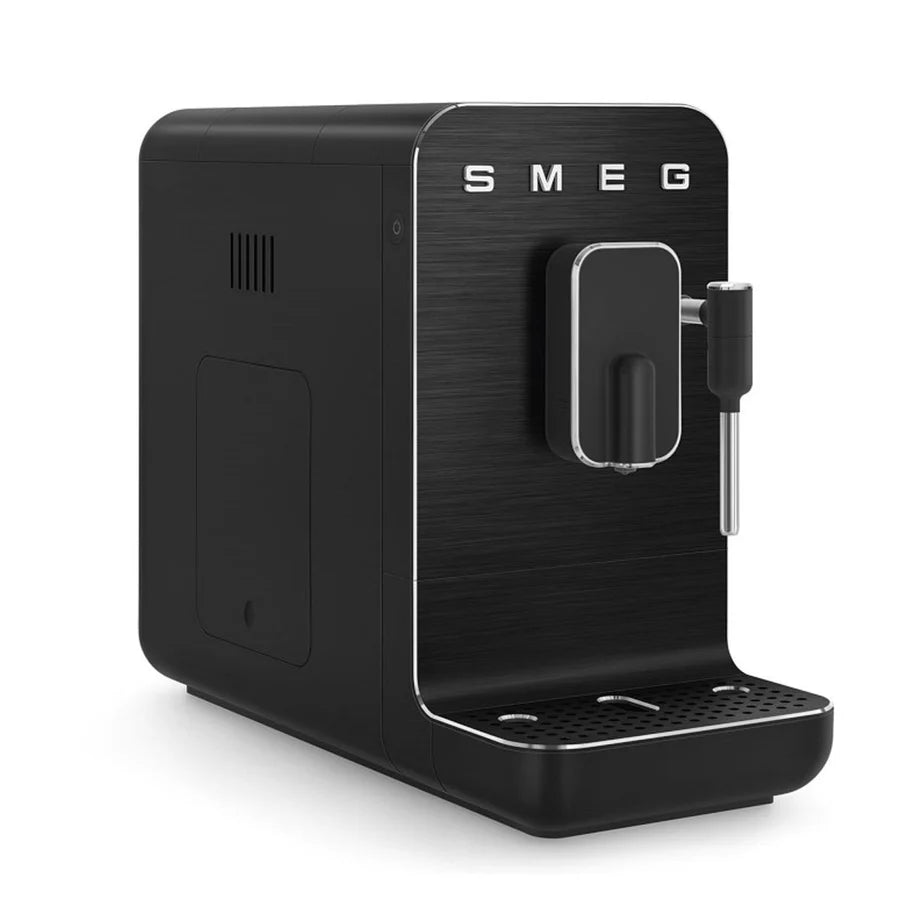 SMEG - Superautomatic Countertop Espresso Machine with Steam Wand - Fully Black BCC12FBMUS